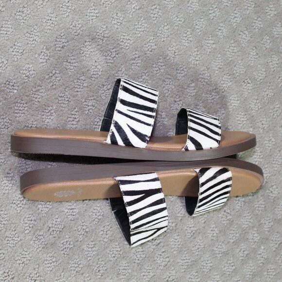 Yellow Box Women's Size 8.5 Blasius Zebra Striped Cow Hair Slide Sandals - Picture 5 of 7